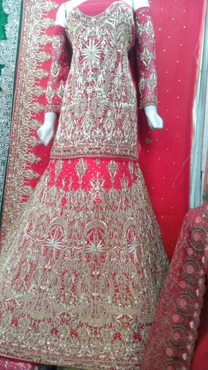 Dress on Rent in Lahore | TikTok